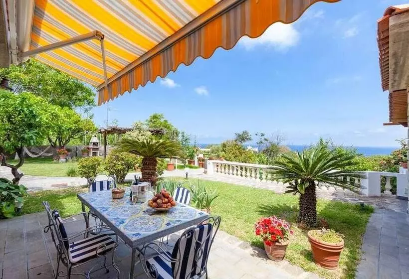 تختخواب و صبحانه Casa Amena