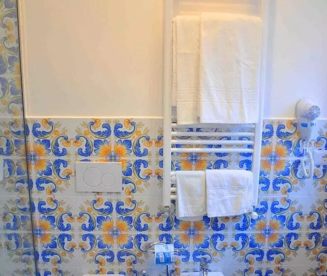 Aamiaismajoitus (B&B) Costa Blu