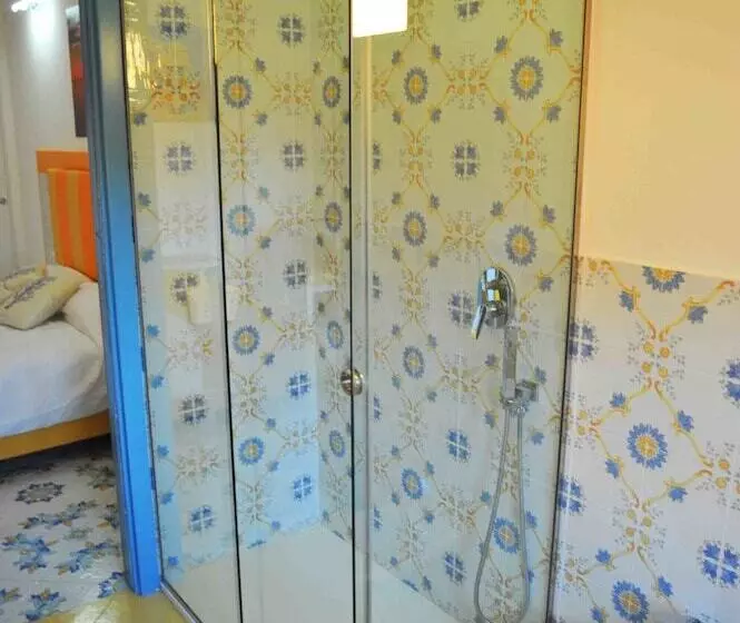 Aamiaismajoitus (B&B) Costa Blu