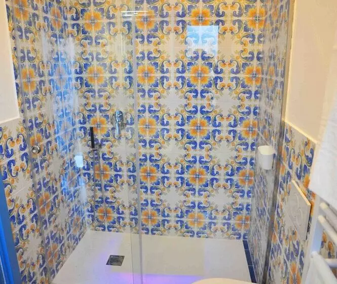 Aamiaismajoitus (B&B) Costa Blu