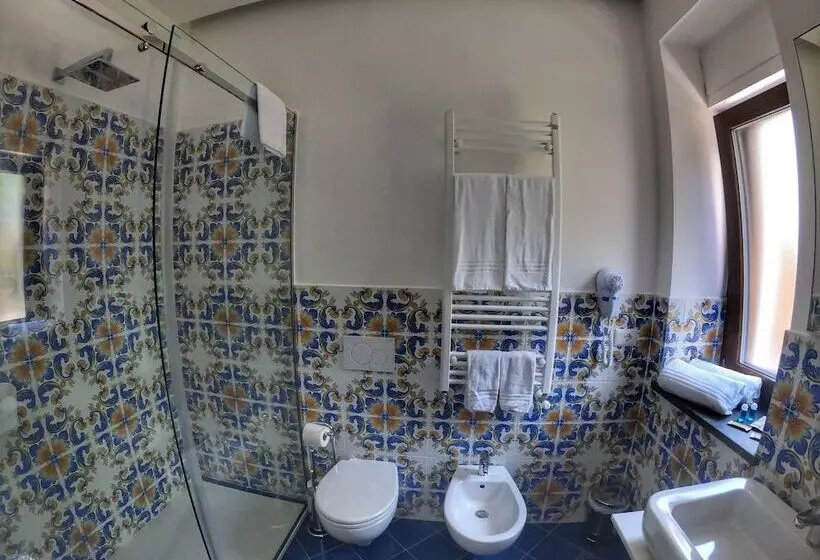 Aamiaismajoitus (B&B) Costa Blu