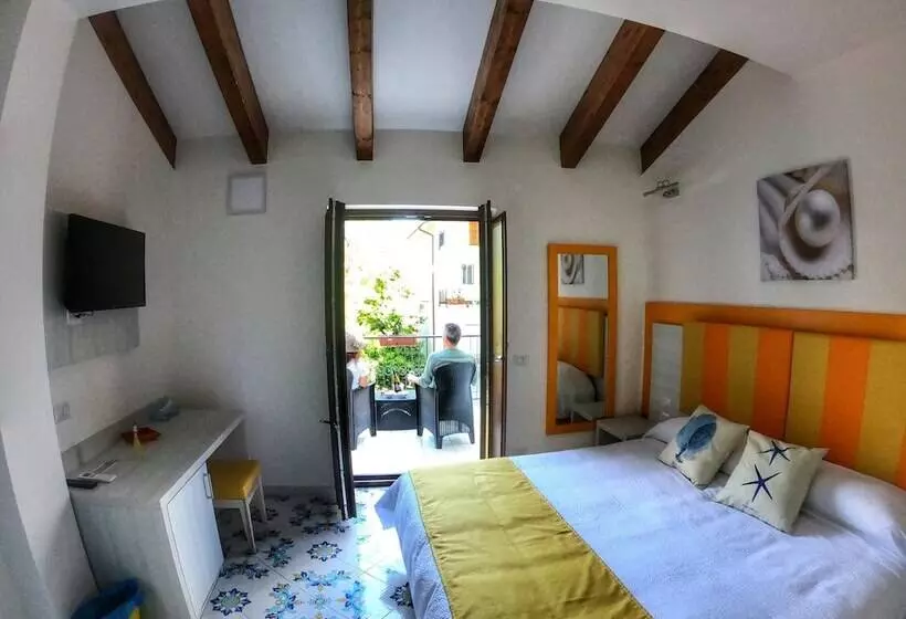 Aamiaismajoitus (B&B) Costa Blu