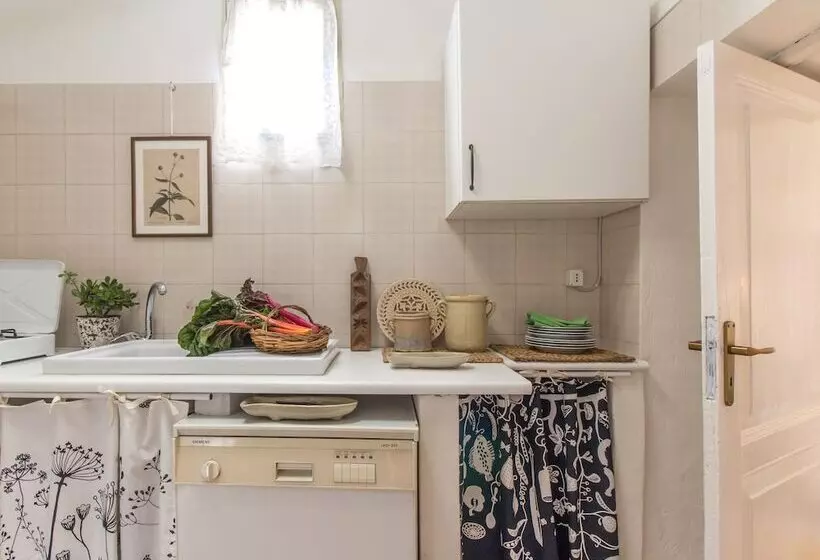 ベッドアンドブレックファースト I Dammusi