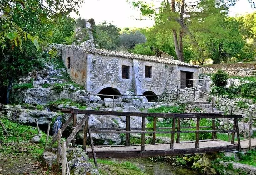 ベッドアンドブレックファースト I Dammusi