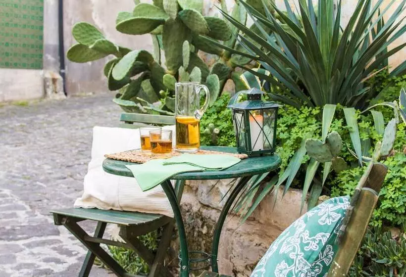 ベッドアンドブレックファースト I Dammusi