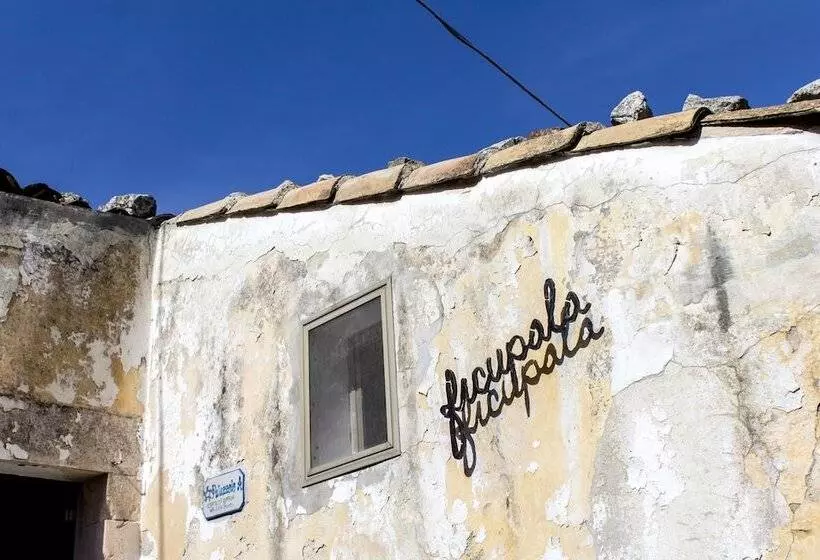 ベッドアンドブレックファースト I Dammusi