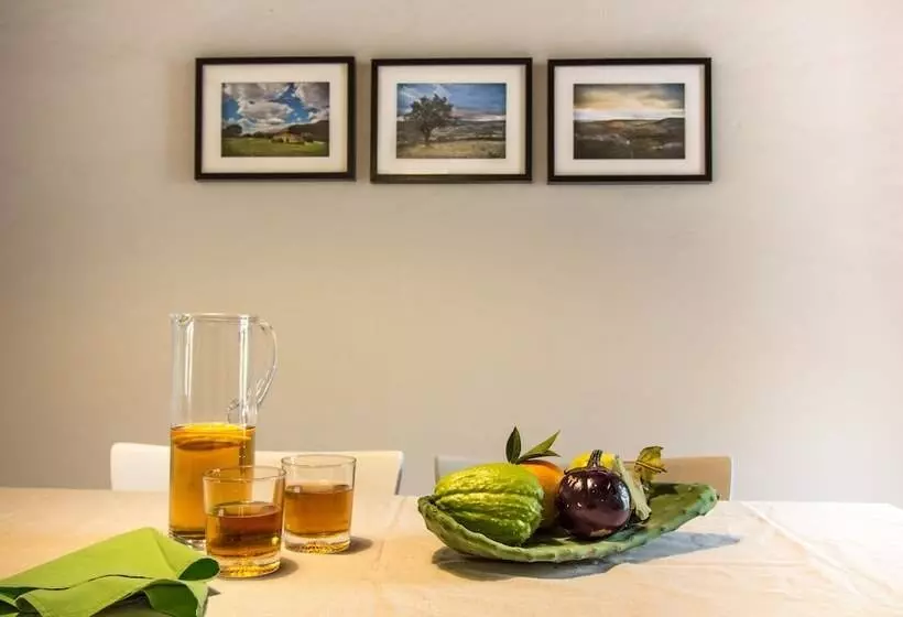 ベッドアンドブレックファースト I Dammusi