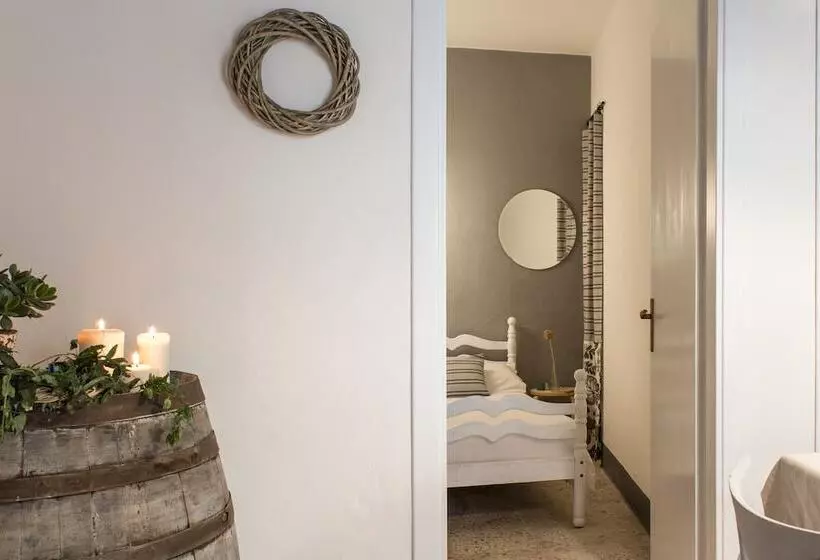 ベッドアンドブレックファースト I Dammusi