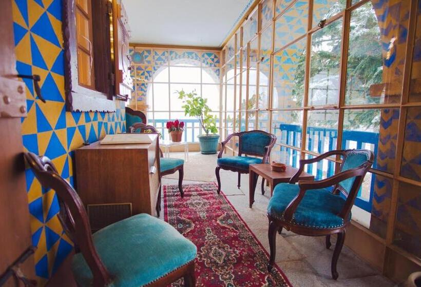 مبيت وإفطار La Crestolina