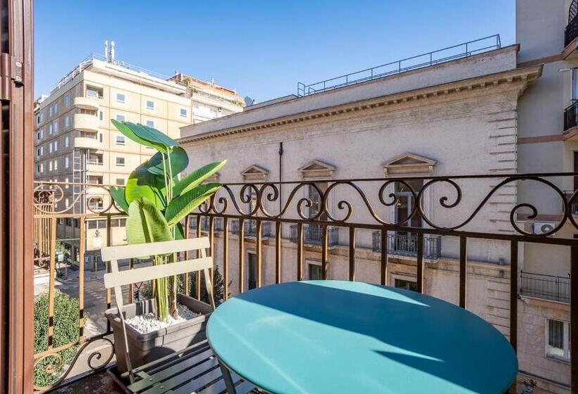 تختخواب و صبحانه Vittorio S Luxury