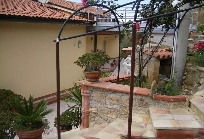 Bed & Breakfast La Ganzaria