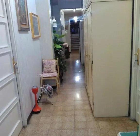 Hotelli Pensione Santa Chiara Di Biancheri Katia