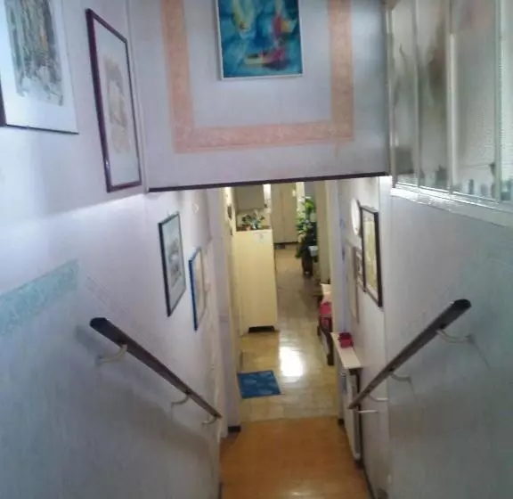 Hotelli Pensione Santa Chiara Di Biancheri Katia