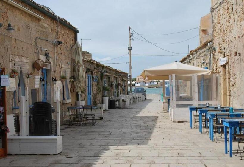 پانسیون Casa Maritrì Locazione Turistica