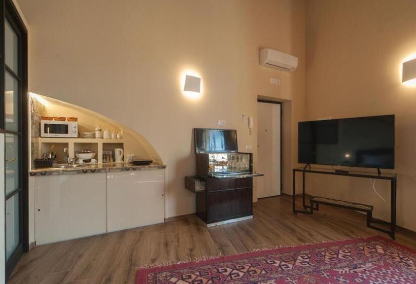 بنسيون La Soffitta Covelli