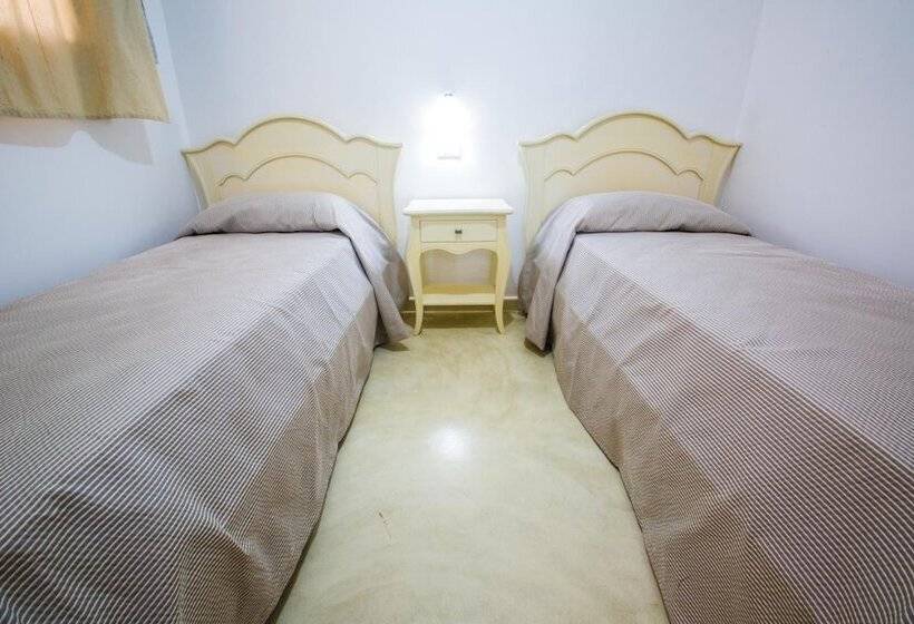 Blue And Blue Luxury Bed & Breakfast