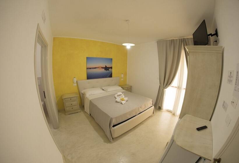 Blue And Blue Luxury Bed & Breakfast