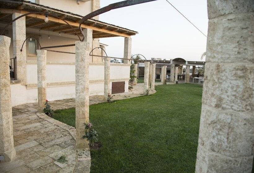 Blue And Blue Luxury Bed & Breakfast