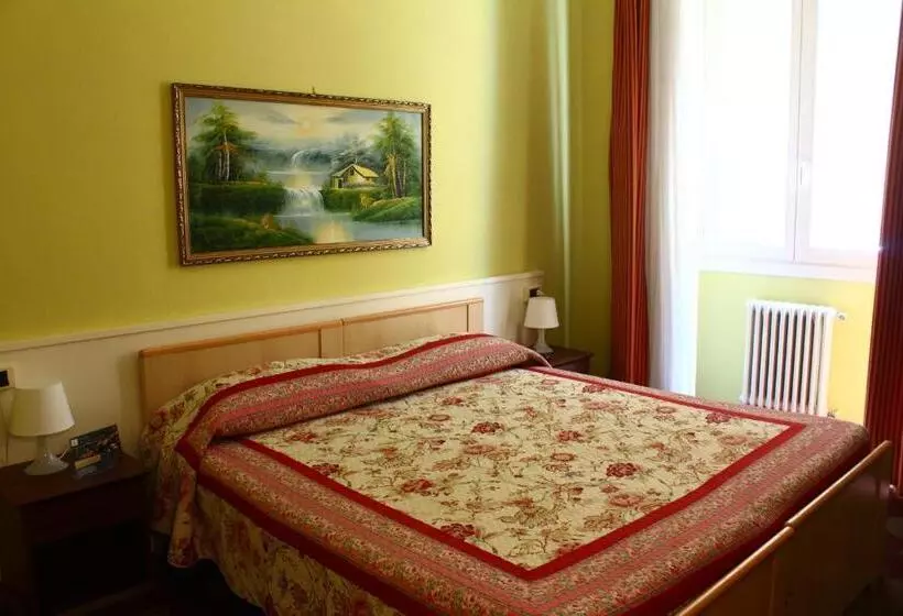 هتل Albergo Del Lago