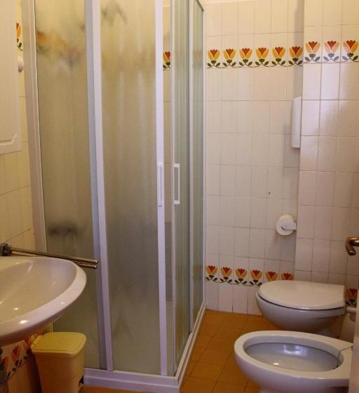 호텔 Albergo Del Lago