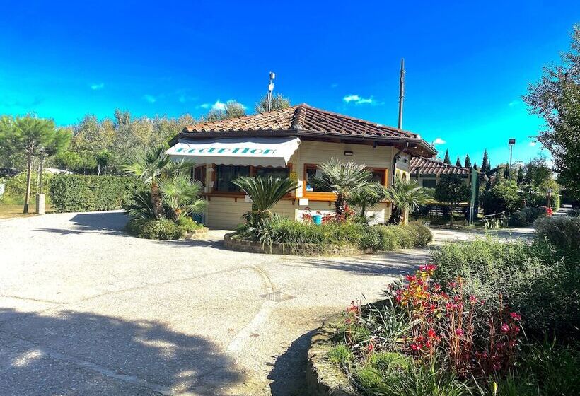هتل Greenchalets Toskana Viareggio Campsite