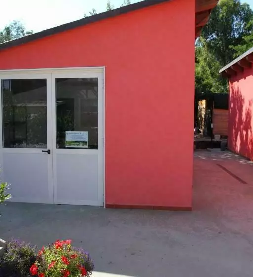 田舎風ホテル Azienda Agrituristica Cluana