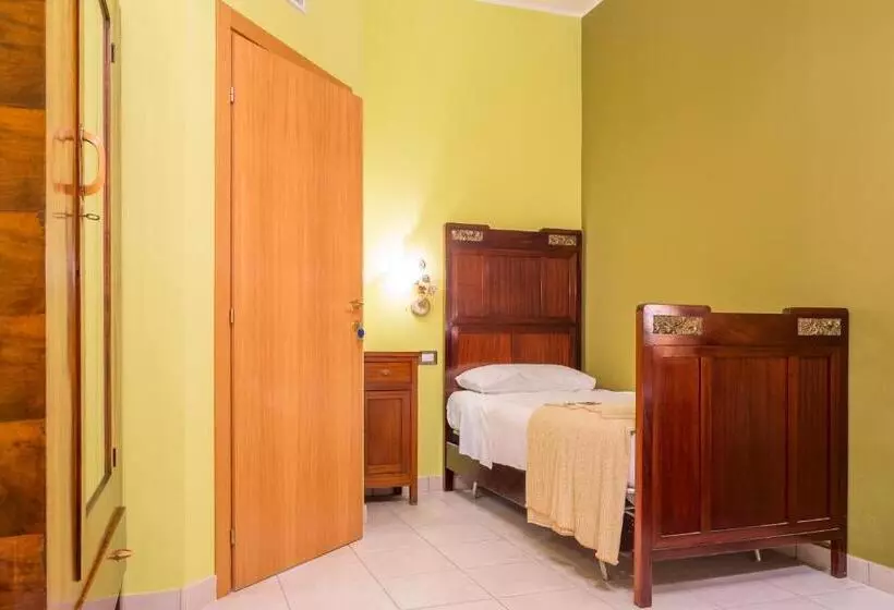 田舎風ホテル Azienda Agrituristica Cluana