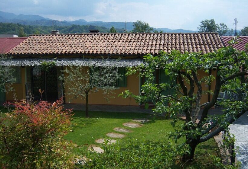 펜션 Affittacamere Il Melograno