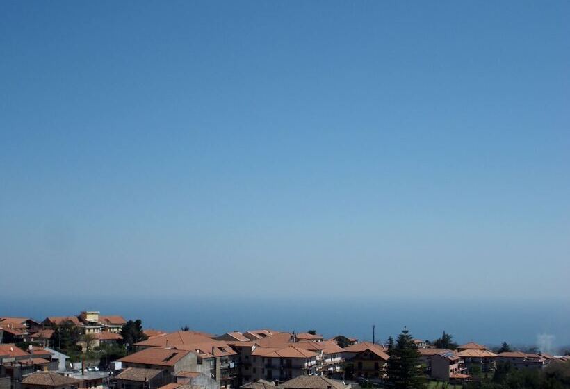 بنسيون At Armando S Home