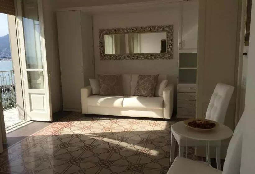 B&b Di Mare E D Azzurro