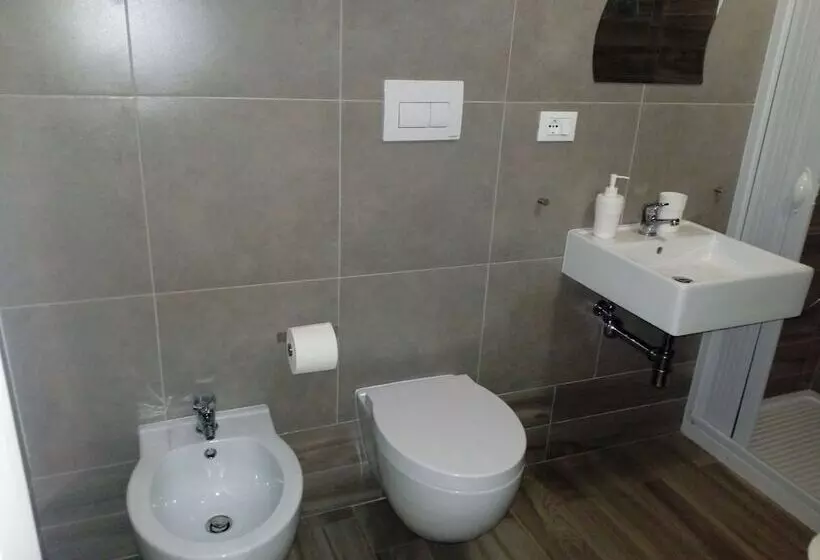 ベッドアンドブレックファースト Nelle Stanze Del Matese