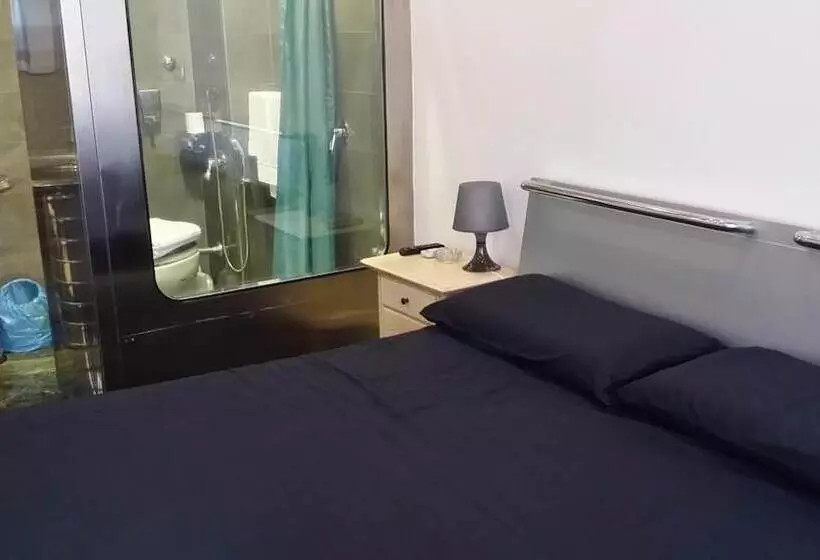 Hostelli Torvaianica