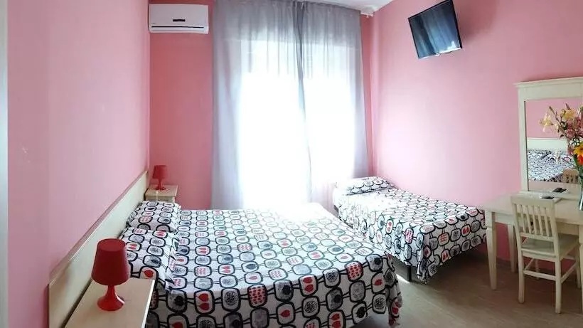 Hostelli Torvaianica