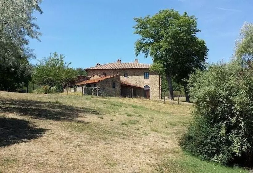 Maaseutuhotelli Agriturismo Castagneto Picci