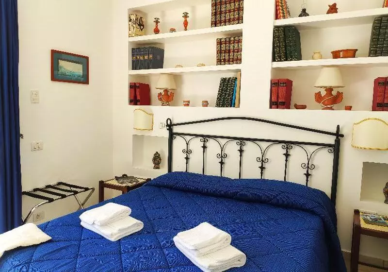 پانسیون Casa Orrico  Blue Grotto