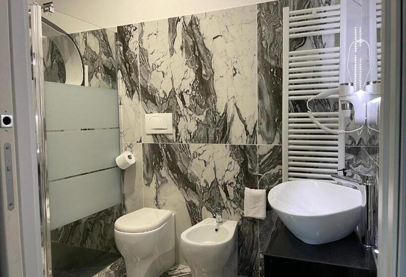 بنسيون Garda Relais Luna Blu