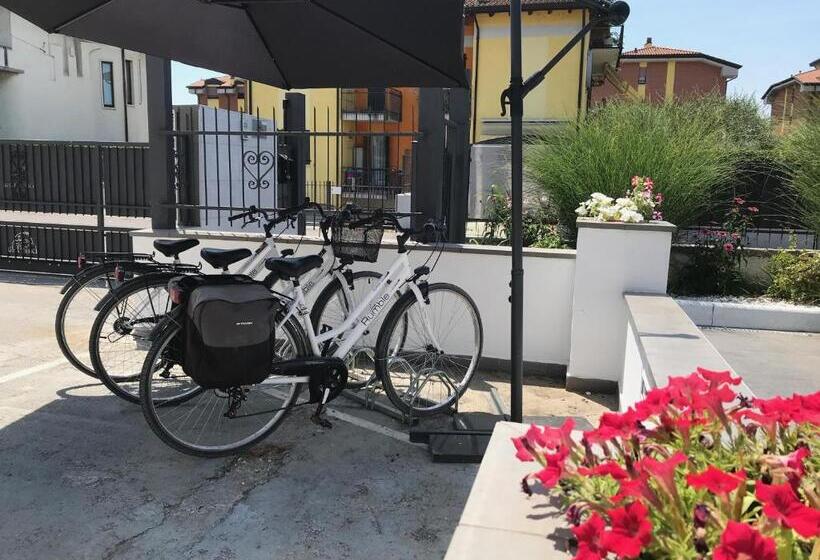 بنسيون Garda Relais Luna Blu