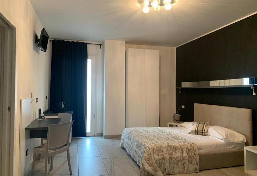 بنسيون Garda Relais Luna Blu