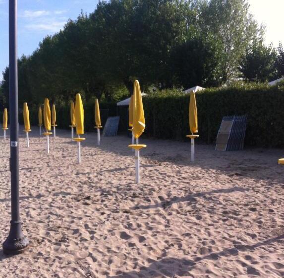 بنسيون Garda Relais Luna Blu