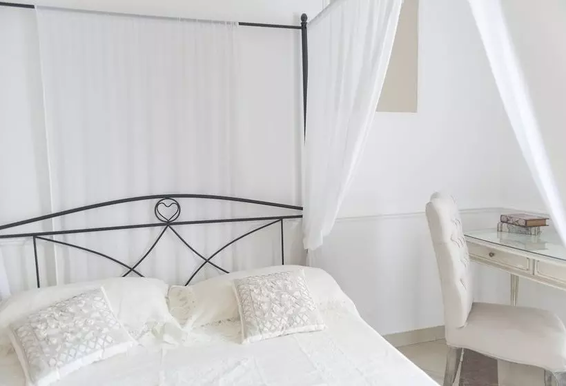 Aamiaismajoitus (B&B) Laetitia Guest House32