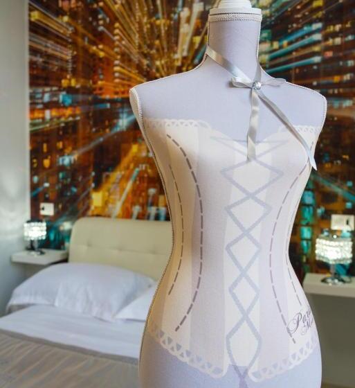 Essential Suite B&b Botanic