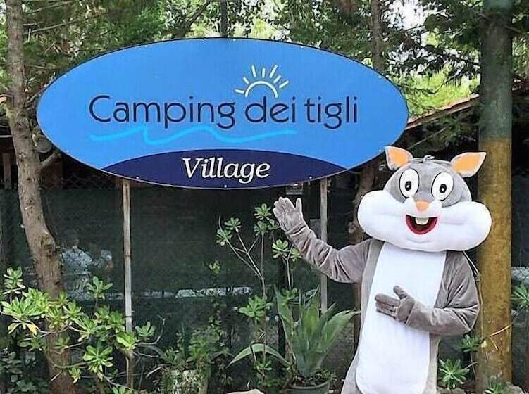هتل Camping Dei Tigli