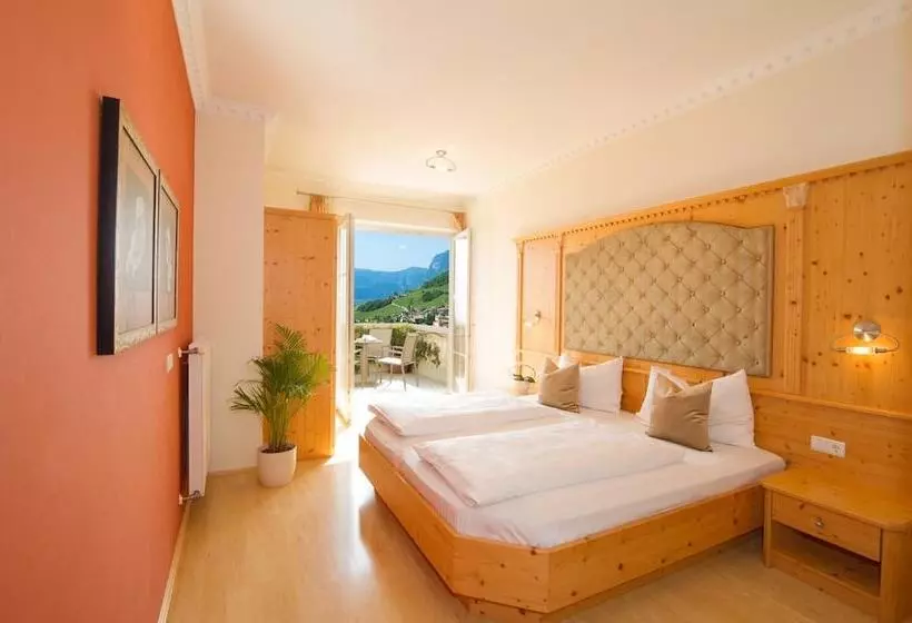 ホテル Panorama Tramin