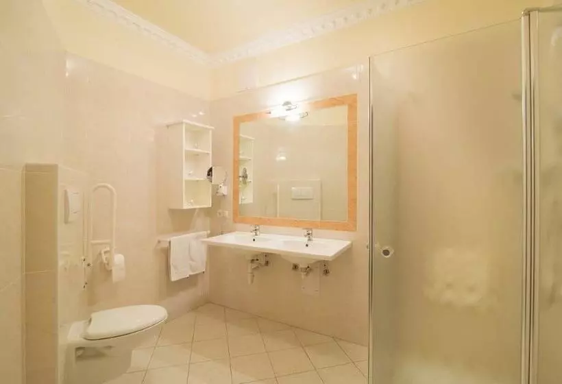 ホテル Panorama Tramin