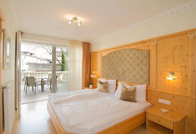 ホテル Panorama Tramin