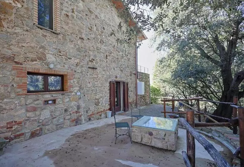 Maaseutuhotelli Agriturismo Campo Al Crognolo