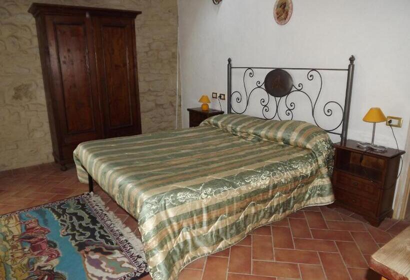 فندق ريفى Agriturismo Piccola Raieda