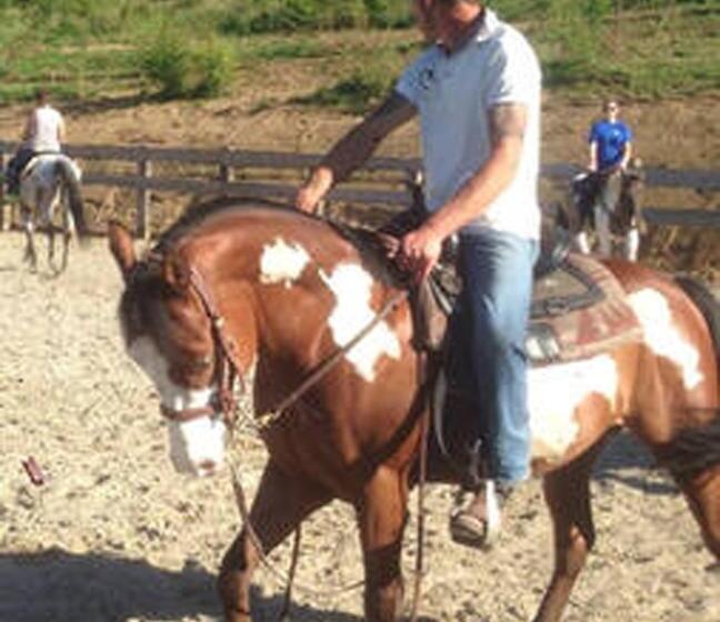 فندق ريفى Agriturismo Piccola Raieda