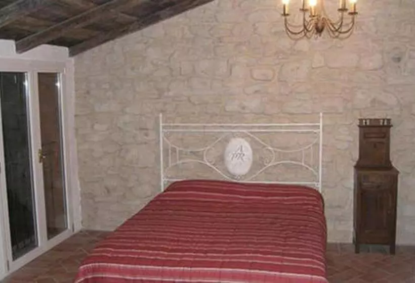 Maaseutuhotelli Agriturismo Piccola Raieda
