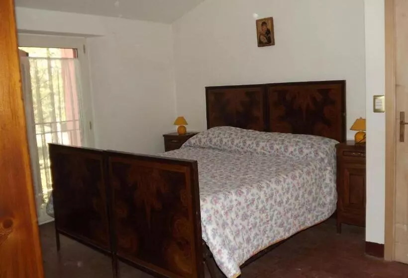 Maaseutuhotelli Agriturismo Piccola Raieda